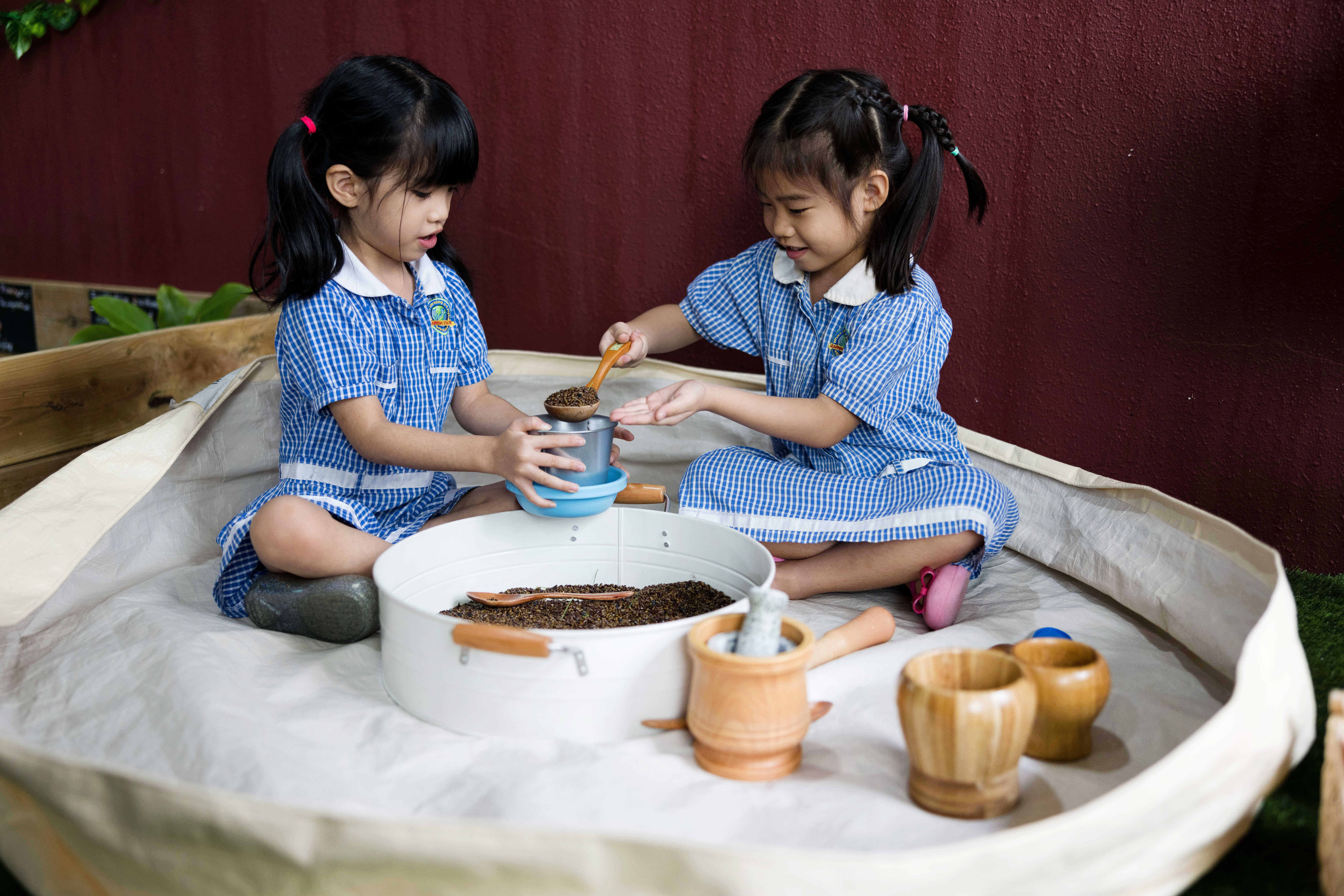 Children gardening 